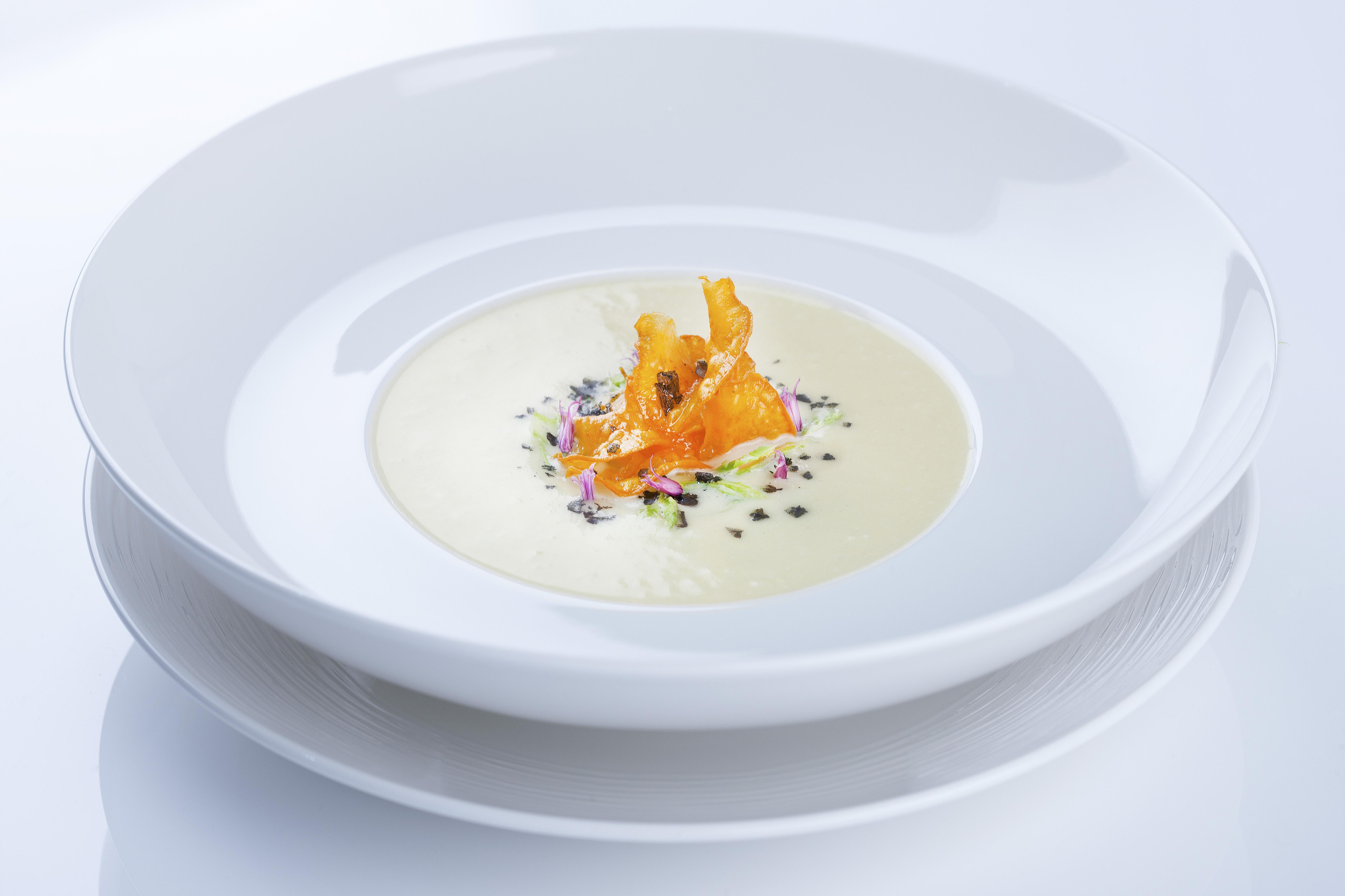 Anantara Eastern Mangroves Abu Dhabi Hotel Exterior photo A plate of soup